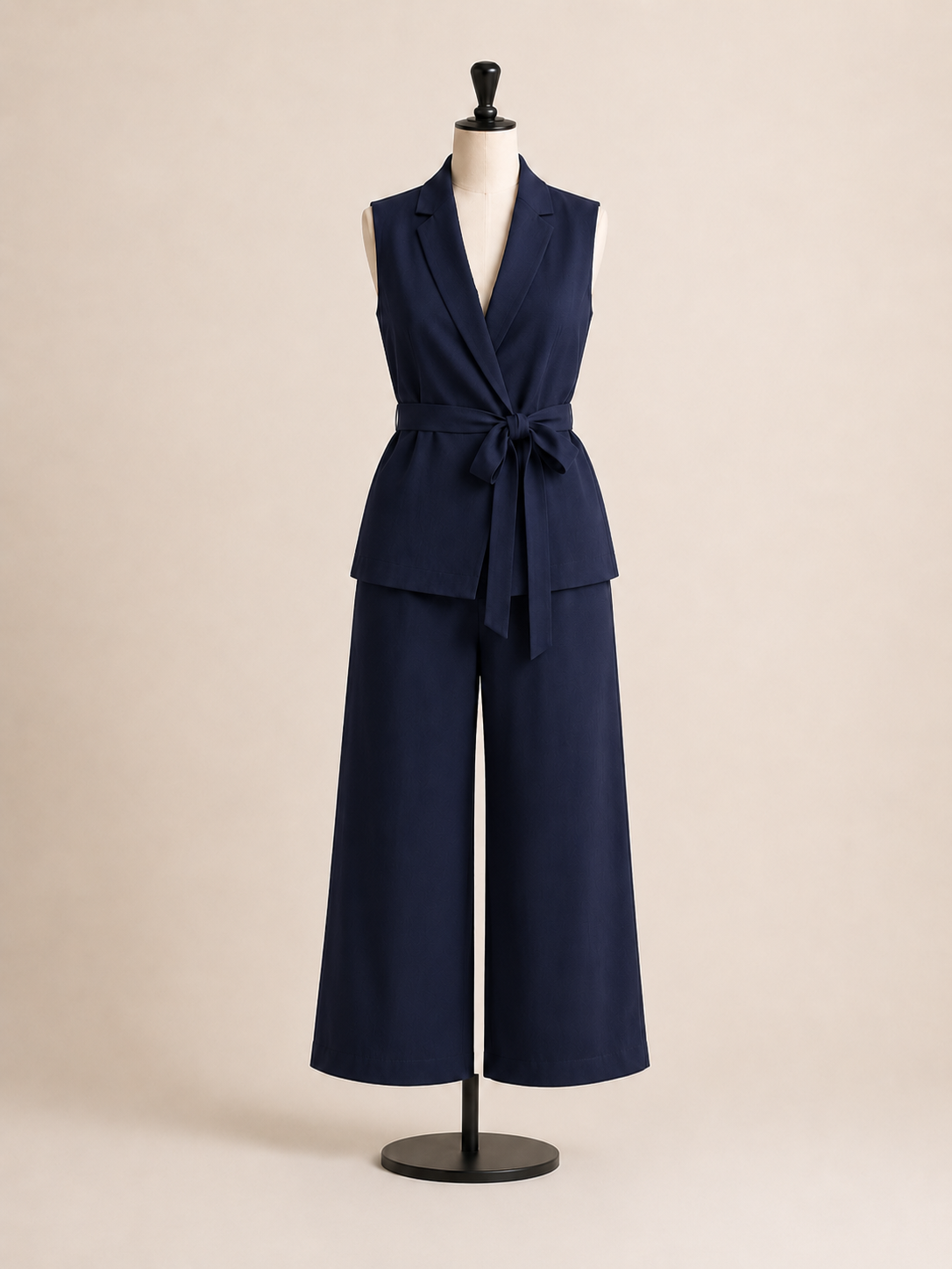 Completo elegante nero gilet e pantalone palazzo