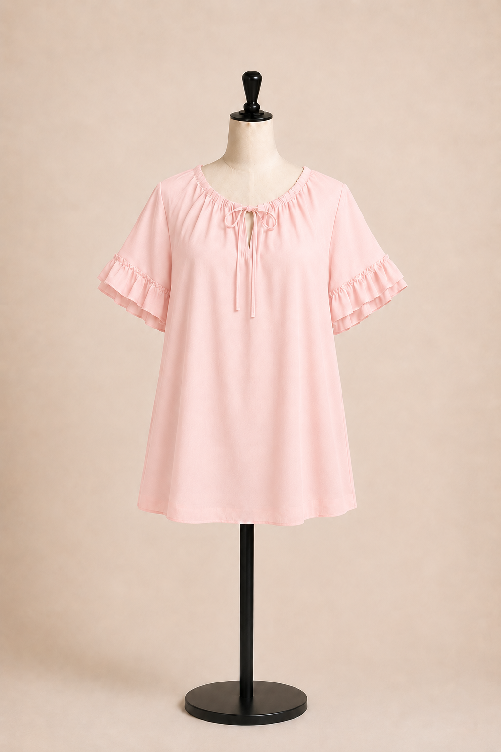 Maglia elegante maniche corte con volant e laccetto frontale