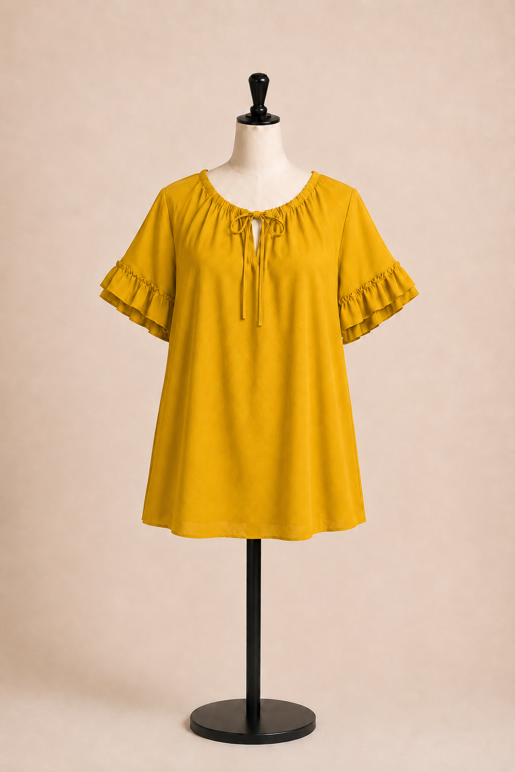 Maglia elegante maniche corte con volant e laccetto frontale