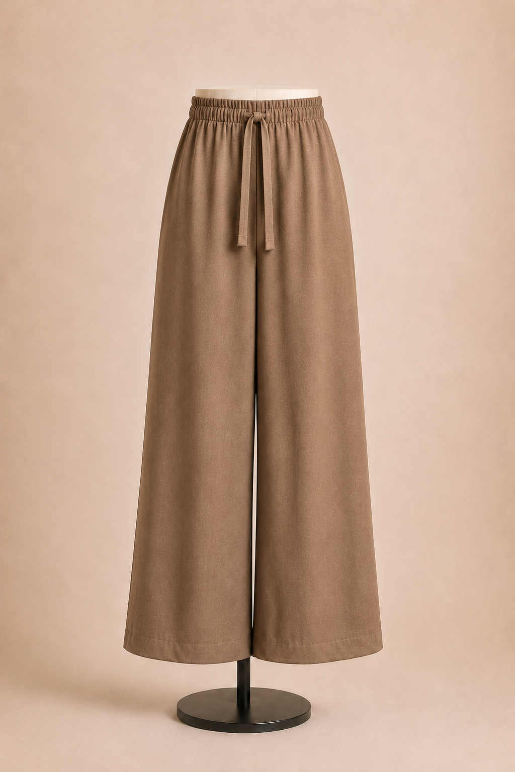 Pantalone donna palazzo con vita elasticizzata e laccio